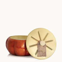 Load image into Gallery viewer, Pumpkin Laurel 15oz Large Candl