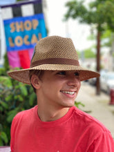 Load image into Gallery viewer, Wallaroo Outback Hat