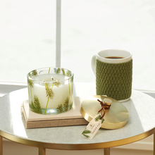 Load image into Gallery viewer, Frasier Fir 3 Wick Candle
